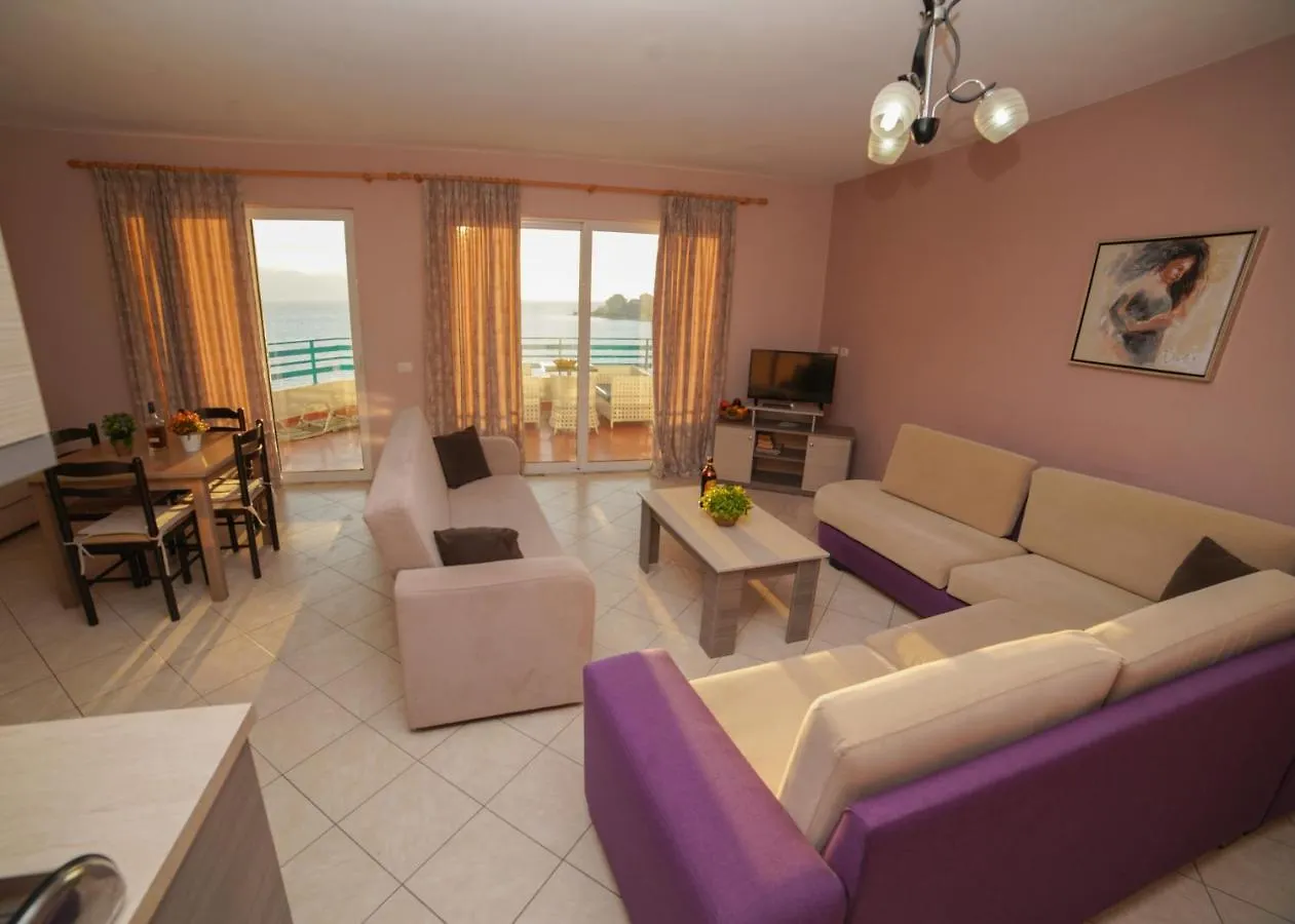 Apartments Serxhio Saranda